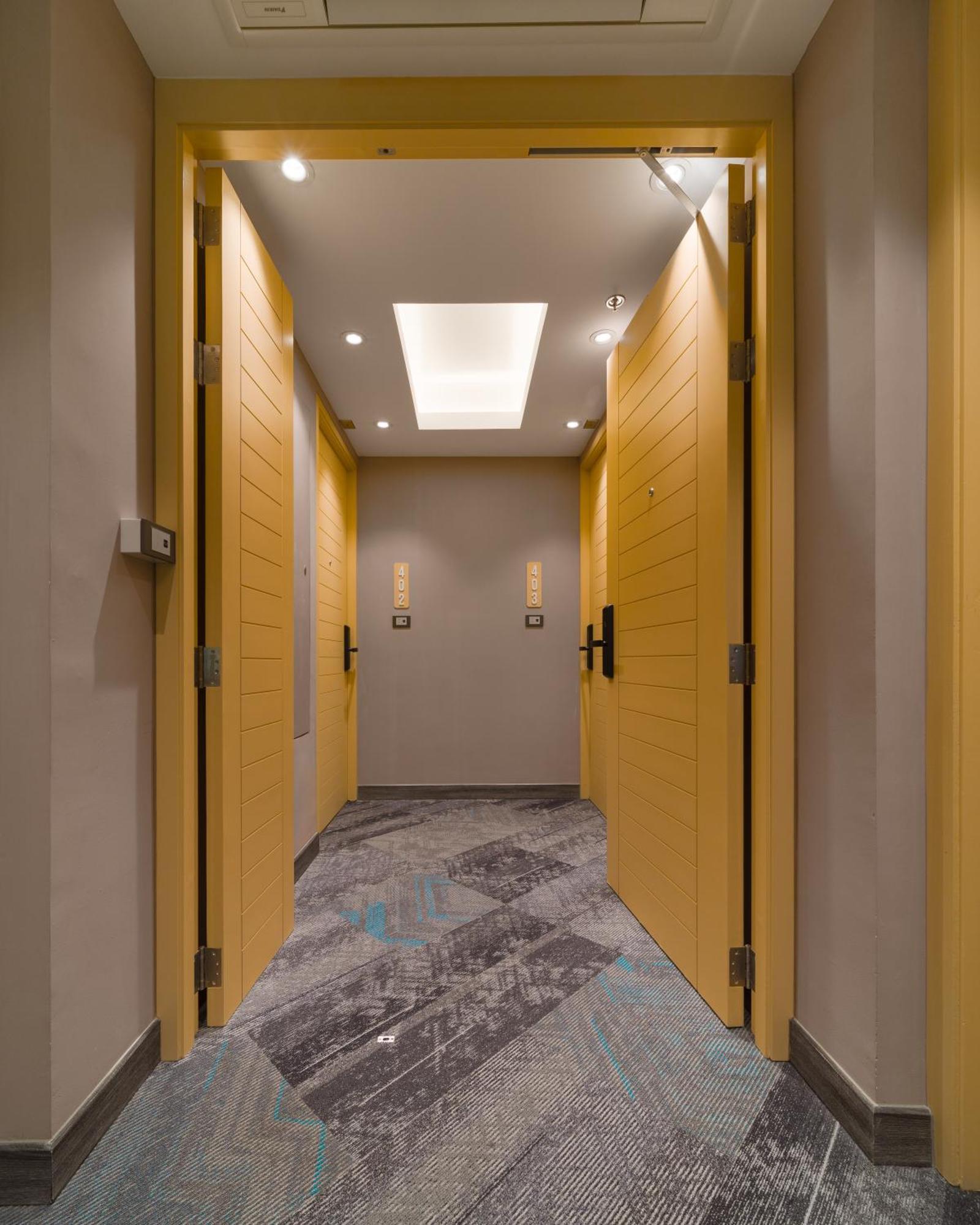 T2 The Portal Sukhumvit Banguecoque Exterior foto